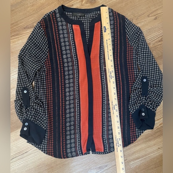 Sanctuary Tribal Border Print Cafe Long Sleeve Roll Tab Blouse Size L - Picture 8 of 10